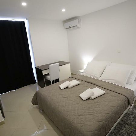 365 Rooms Zara Esterno foto