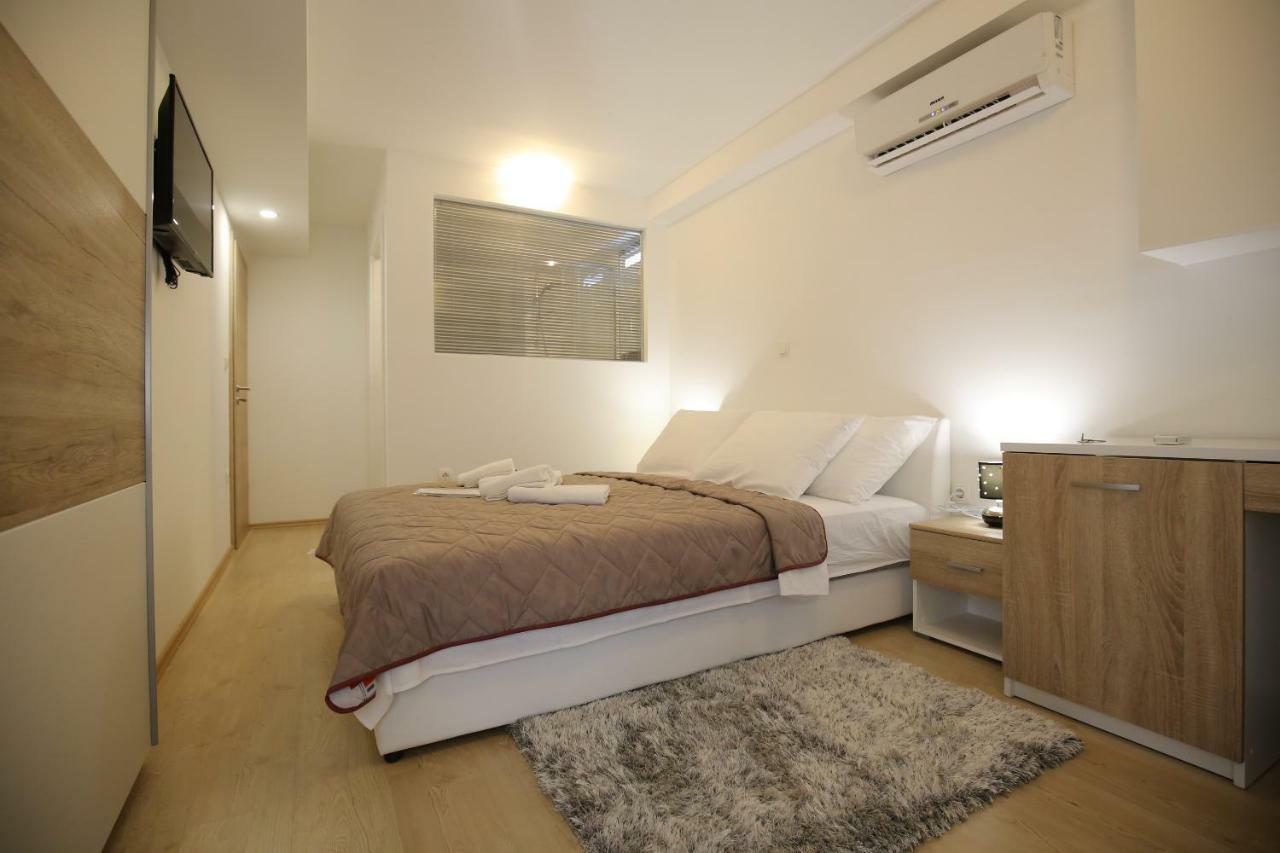 365 Rooms Zara Esterno foto