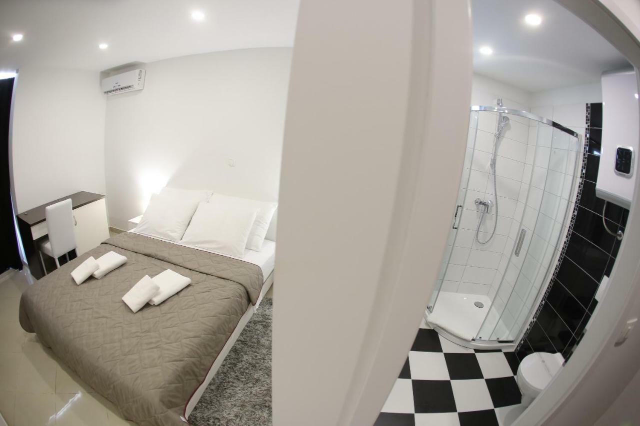 365 Rooms Zara Esterno foto
